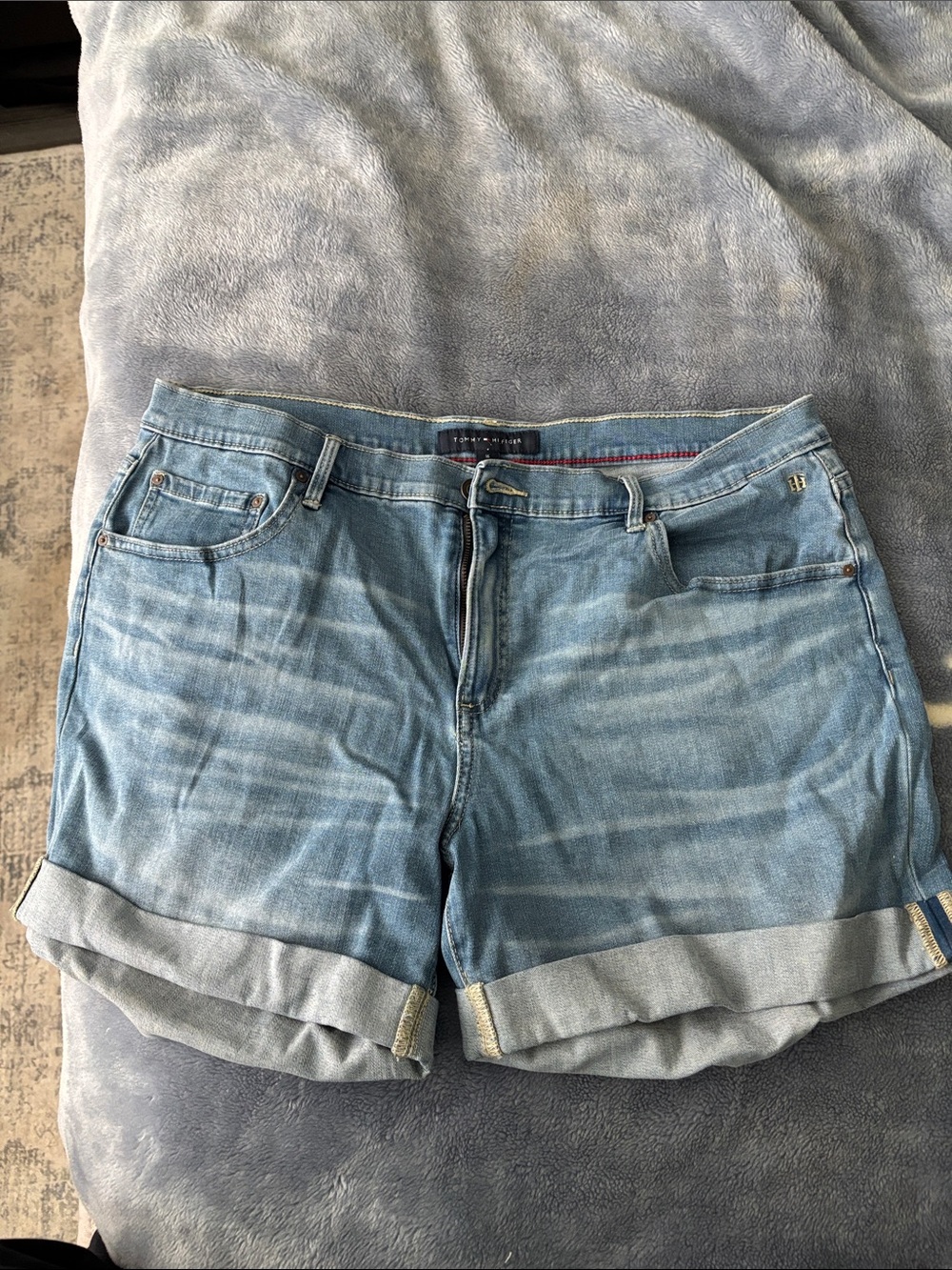 Tommy Hilfiger Light Wash Rolled Cuff Denim Shorts